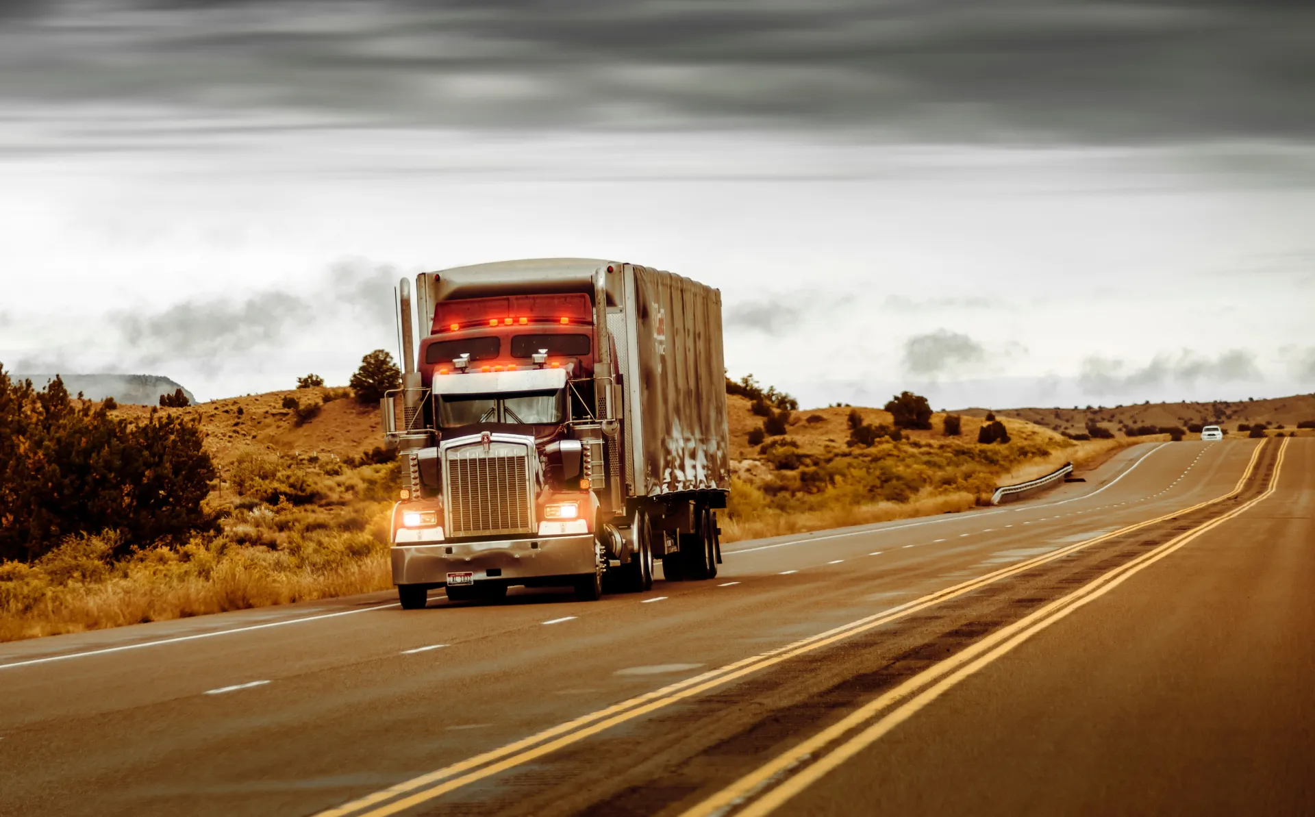 shipment-truck